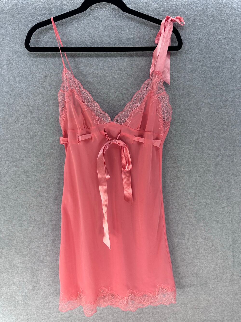 Victoria's Secret Women's sz S Lace Trim Nightie Lingerie Coral Pink Ribbon Tie